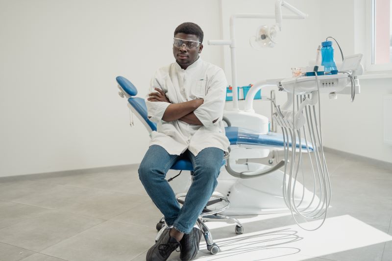 Choosing the Right Saddle Chair for Your Dental Office - Sit Healthier