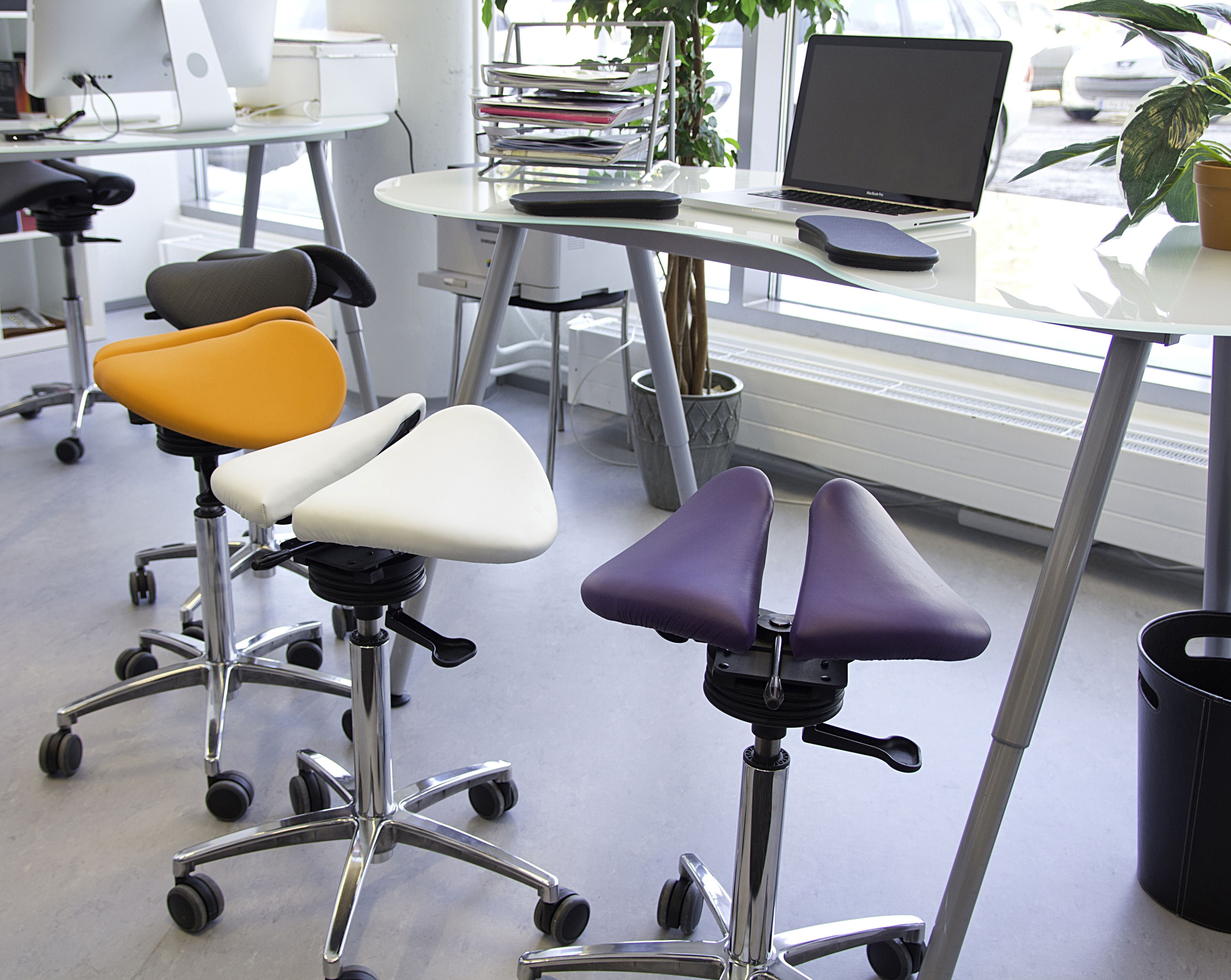 How to Choose the Right Saddle Chair for Your Office | Sit Healthier