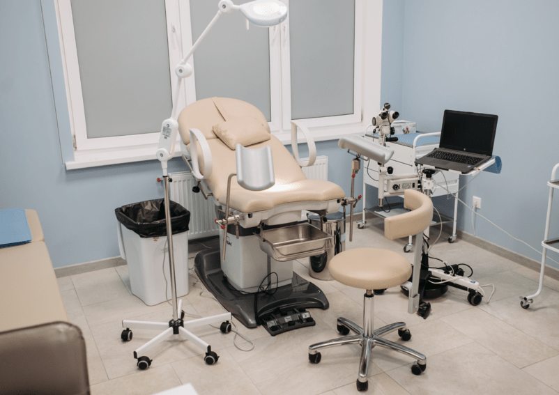 How to Choose the Best Ergonomic Dental Assistant Chair - Sit Healthier