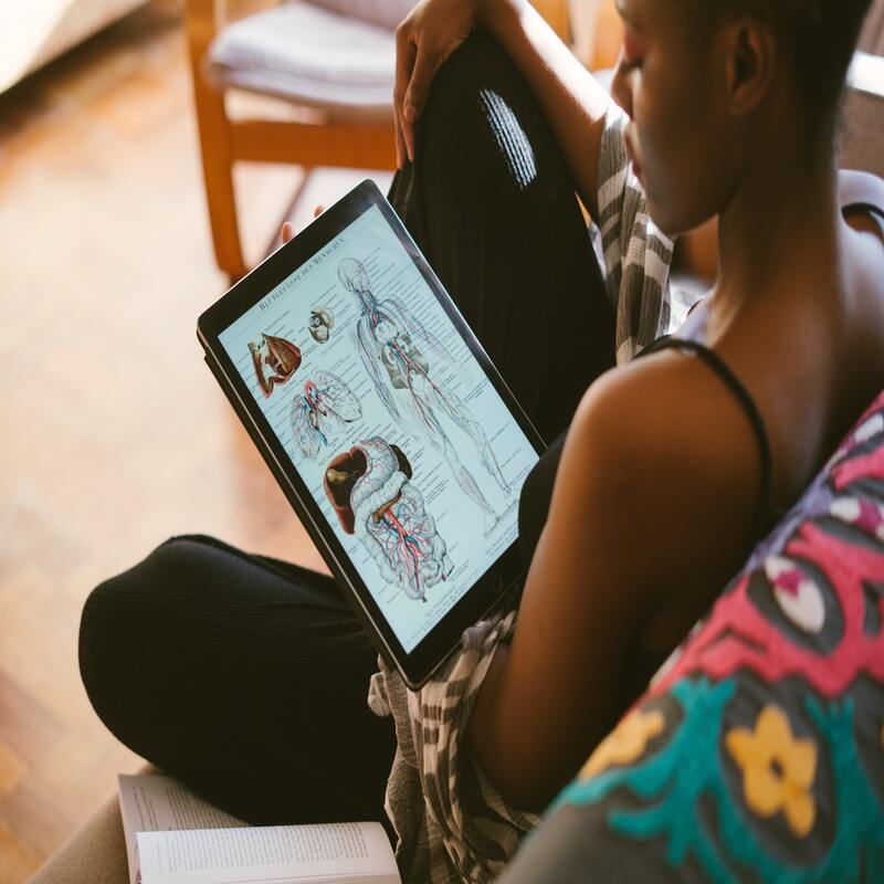 How to Choose the Right Ergonomic Stool Saddle for Your Needs - Sit Healthier