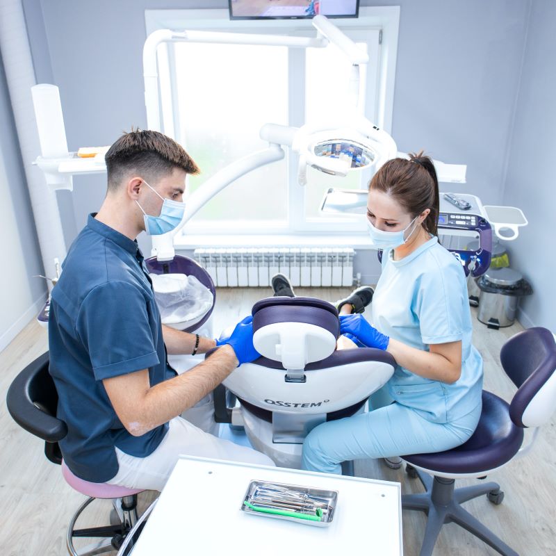 Why Saddle Chairs are the Future of Dentistry
