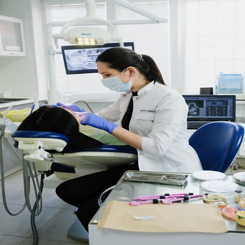The Benefits of Ergonomic Dental Office Chairs for Dentists and Patients