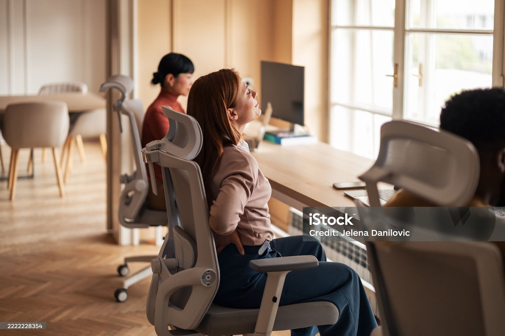 Saddle Chair for Herniated Disc – Is It Safe? - Sit Healthier