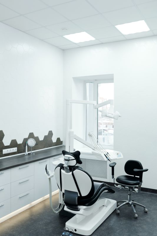 Saddle Chairs vs Traditional Chairs in Dentistry: Which is Better? - Sit Healthier