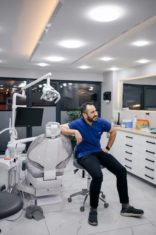 Surgeon Chairs Explained: Why Stability Matters for Long Sessions - Sit Healthier
