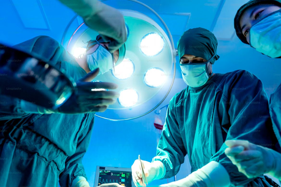 : Top Features to Look for in a Surgeon-Style Chair - Sit Healthier
