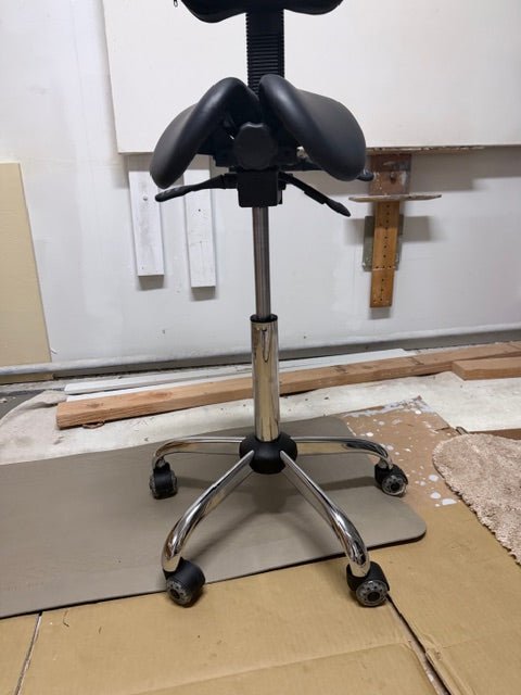 [Open Box] Small USA Patented Twin Tiltable Saddle Stool with Adjustable Seat Width and Backrest (SH18141) - Dual Inline Wheels and Medium Cylinder - Sit Healthier