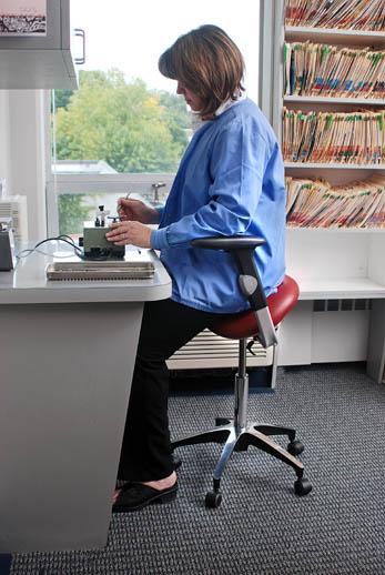 Björn Soft Saddle Seat: Comfort-Focused with Cut-Out Design - Sit Healthier